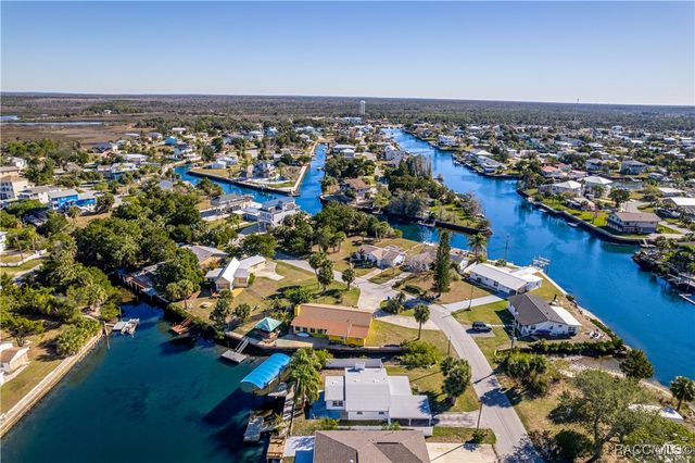 3387 Minnow Creek Drive, Hernando Beach, FL 34607