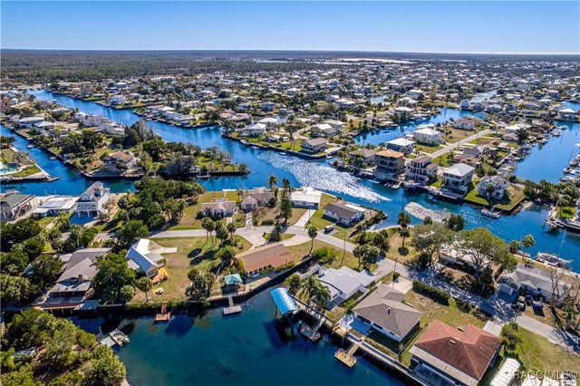 3387 Minnow Creek Drive, Hernando Beach, FL 34607