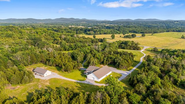 2825 Oregon Road, Milton, TN 37118