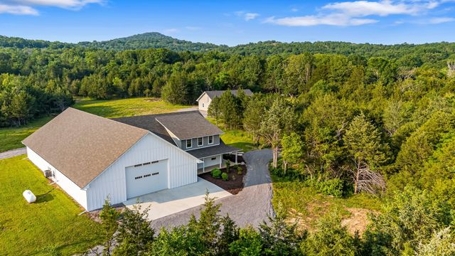 2825 Oregon Road, Milton, TN 37118