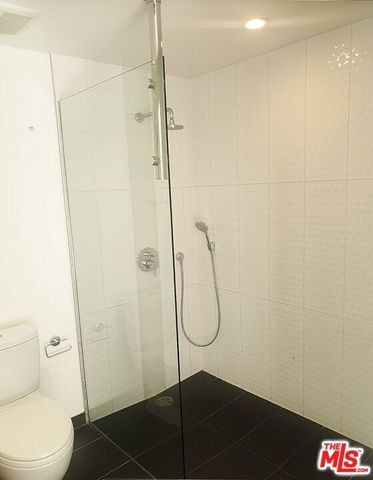 1611 S Beverly Glen 3C, Los Angeles, CA 90024