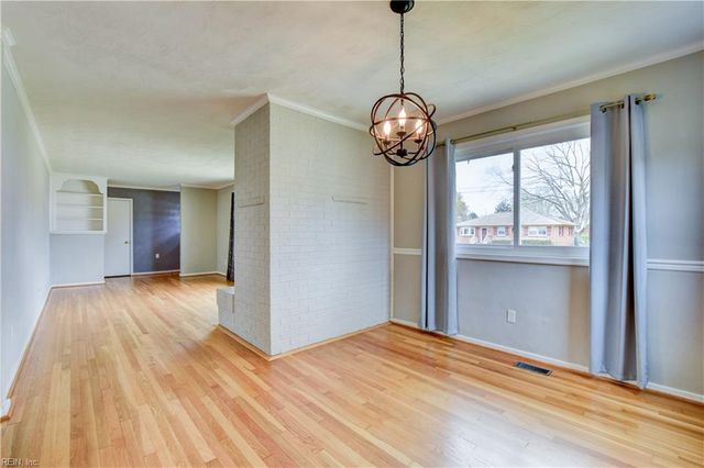 609 Birch DR, Newport News, VA 23601