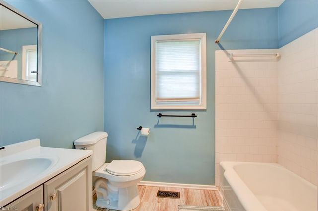 609 Birch DR, Newport News, VA 23601