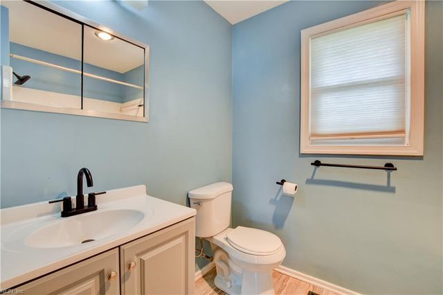 609 Birch DR, Newport News, VA 23601