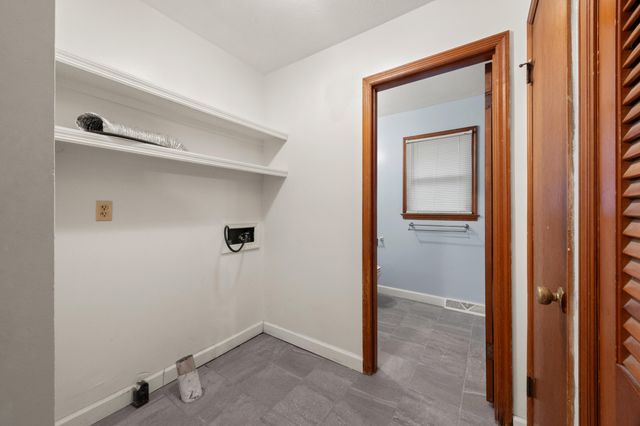 1441 Thames Drive, Lexington, KY 40517