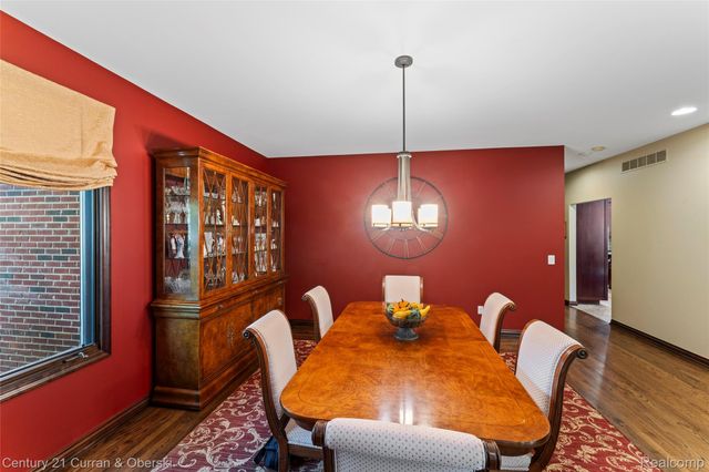 1555 Wandrei Court, Commerce Charter Township, MI 48382