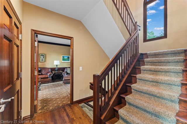 1555 Wandrei Court, Commerce Charter Township, MI 48382