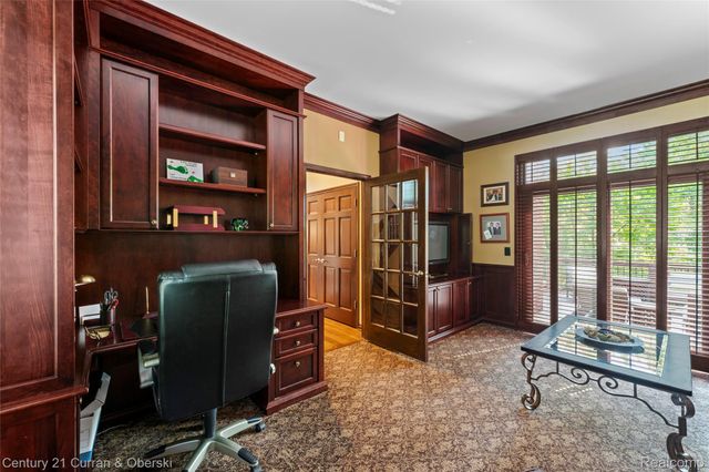 1555 Wandrei Court, Commerce Charter Township, MI 48382