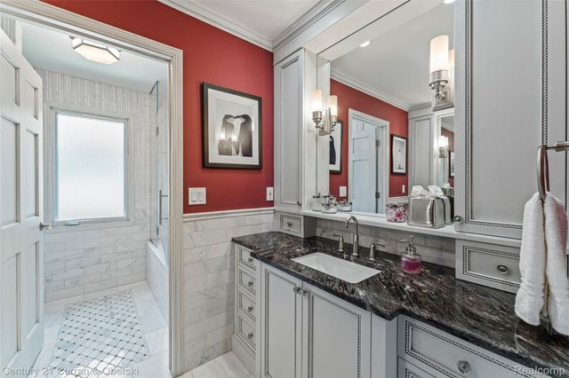 1555 Wandrei Court, Commerce Charter Township, MI 48382