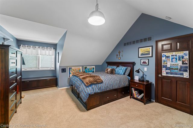 1555 Wandrei Court, Commerce Charter Township, MI 48382