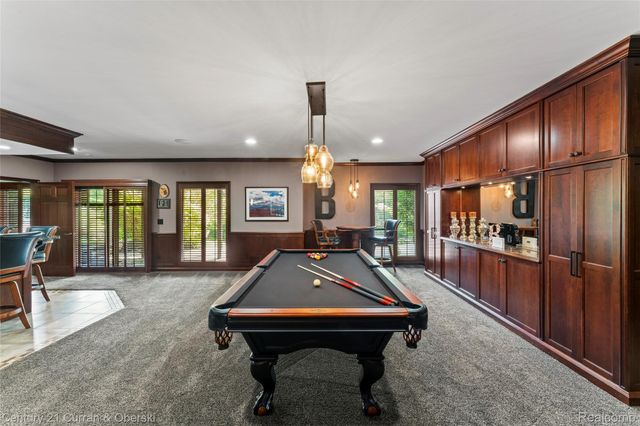 1555 Wandrei Court, Commerce Charter Township, MI 48382