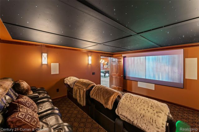 1555 Wandrei Court, Commerce Charter Township, MI 48382