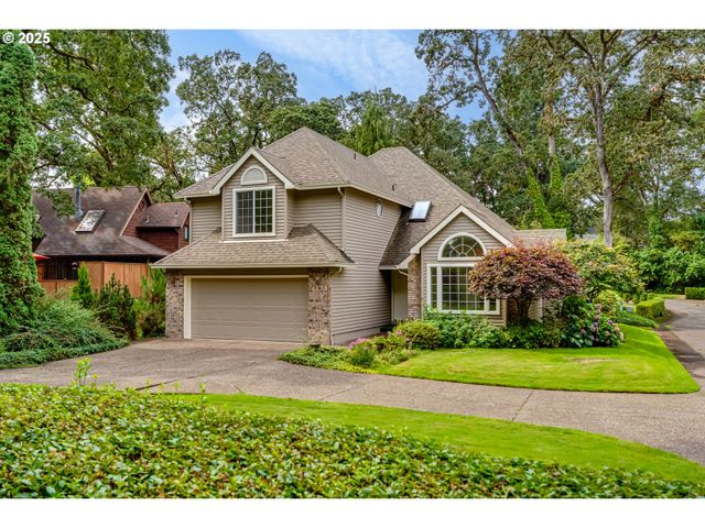 1328 SPYGLASS Dr, Eugene, OR 97401