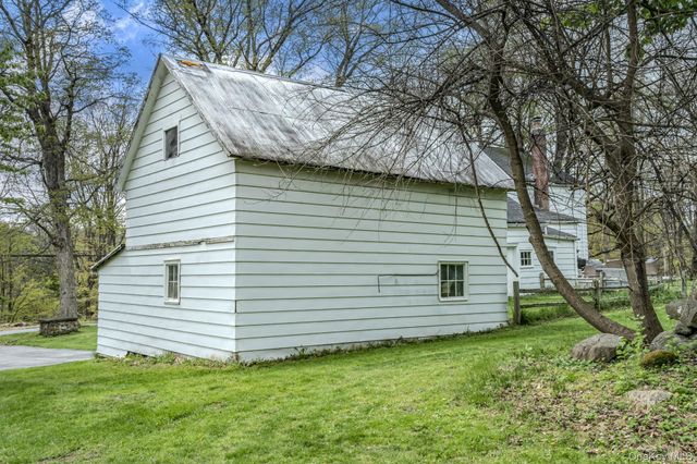 51 Mountainside Road, Warwick, NY 10990