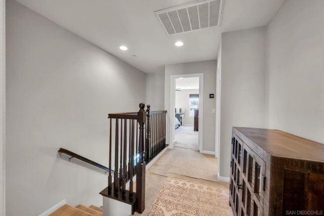 8610 Sage Shadow Dr, Lakeside, CA 92040