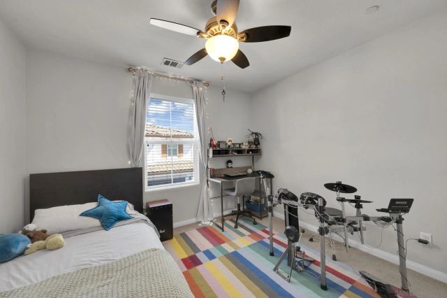 8610 Sage Shadow Dr, Lakeside, CA 92040