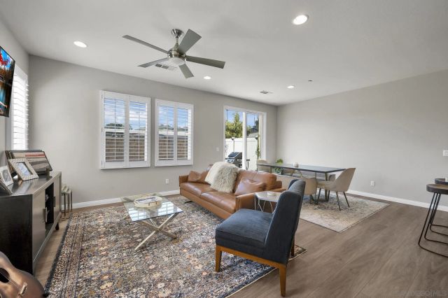 8610 Sage Shadow Dr, Lakeside, CA 92040