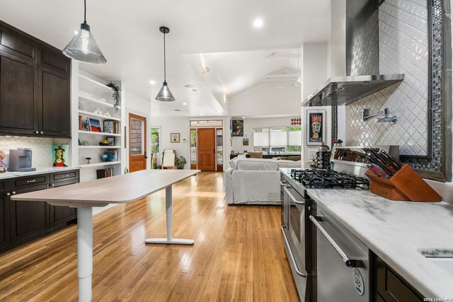 201 Chichester, San Antonio, TX 78209