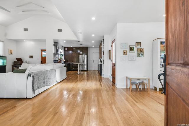 201 Chichester, San Antonio, TX 78209