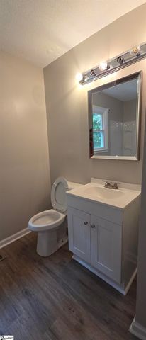 826 Floyd Road Extension, Spartanburg, SC 29307
