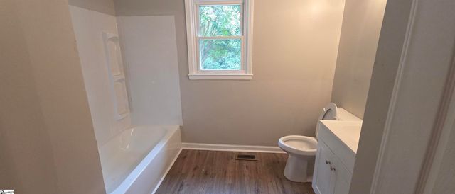 826 Floyd Road Extension, Spartanburg, SC 29307