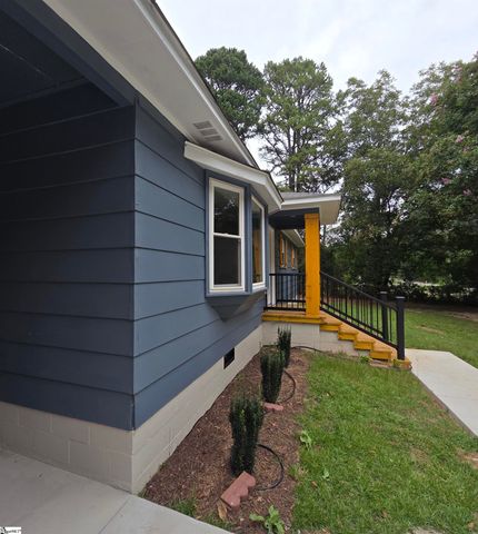 826 Floyd Road Extension, Spartanburg, SC 29307