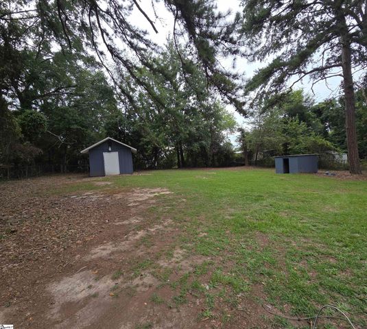 826 Floyd Road Extension, Spartanburg, SC 29307
