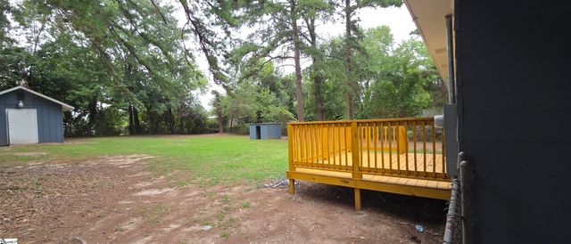 826 Floyd Road Extension, Spartanburg, SC 29307