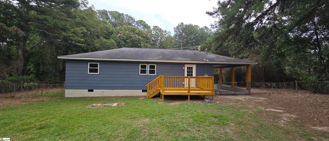 826 Floyd Road Extension, Spartanburg, SC 29307