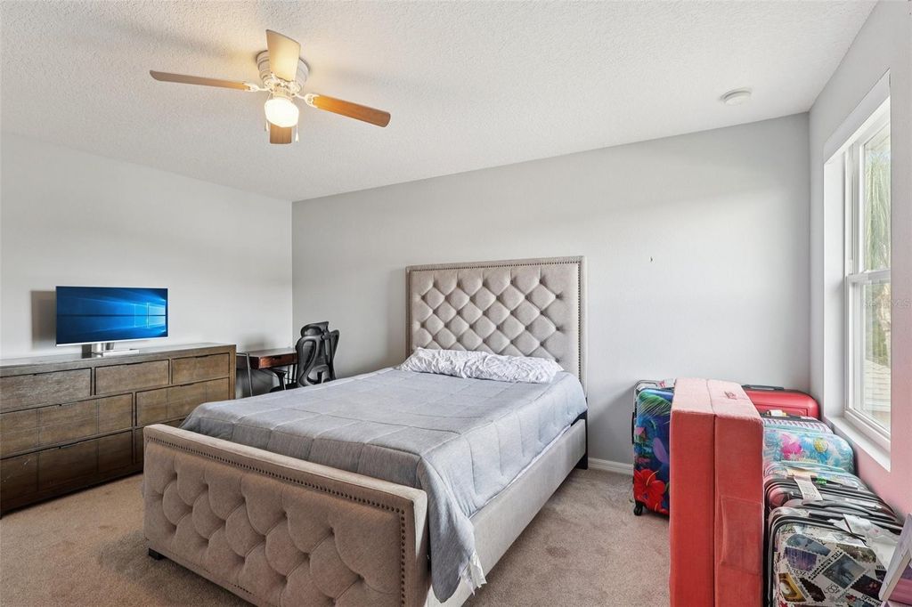 Image 42 of property listing at 2132 PLANTATION OAK DRIVE, Orlando, FL 32824