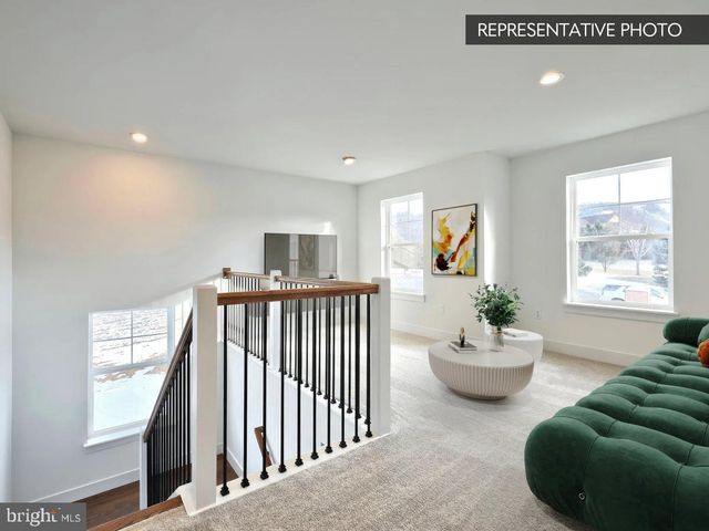 184 ORE BANK RD, Dillsburg, PA 17019