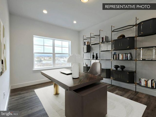 184 ORE BANK RD, Dillsburg, PA 17019