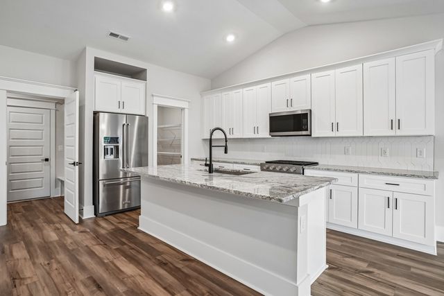 1530 Quarry Rock Way, Lebanon, TN 37087