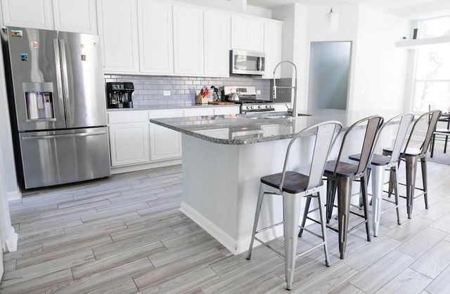 411 Wetzel, Kyle, TX 78640