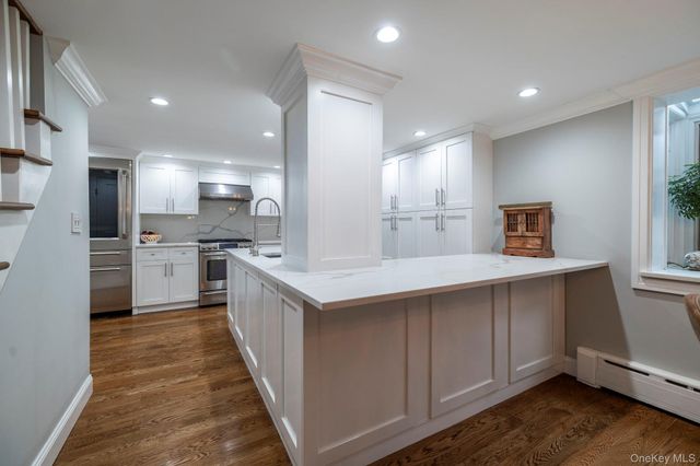 3186 William Street, Wantagh, NY 11793