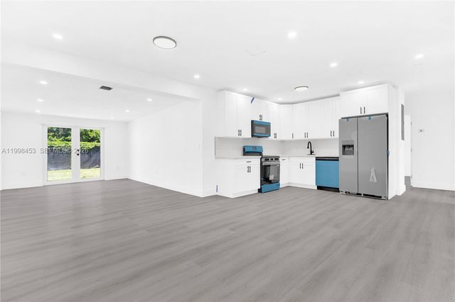 14321 Madison St, Miami, FL 33176