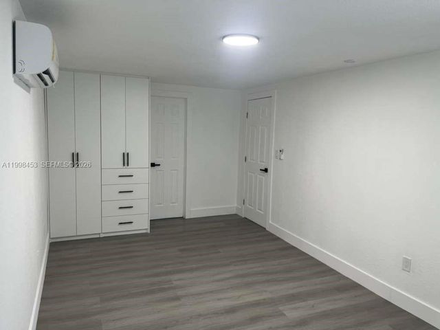 14321 Madison St, Miami, FL 33176