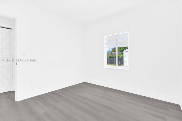 14321 Madison St, Miami, FL 33176
