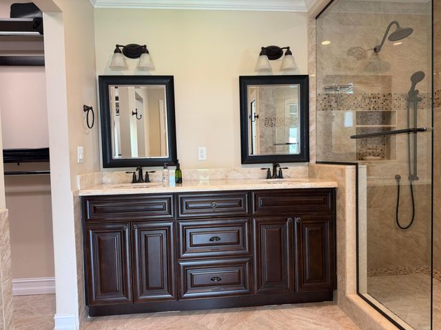 16 Leeward Circle, Tequesta, FL 33469