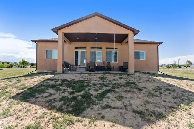 1068 S Los Charros Dr, Pueblo West, CO 81007