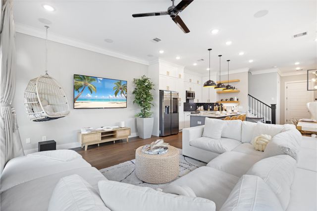 7033 Avenue L, Houston, TX 77011