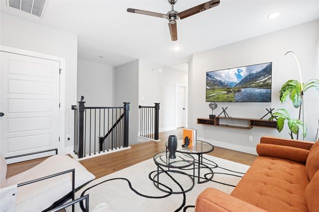 7033 Avenue L, Houston, TX 77011