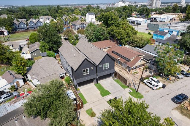 7033 Avenue L, Houston, TX 77011