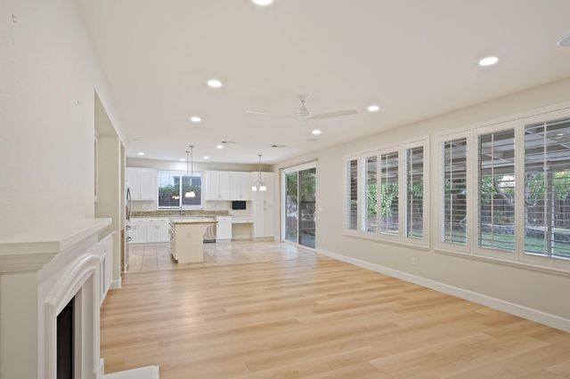 4502 Manzanita, Turlock, CA 95382