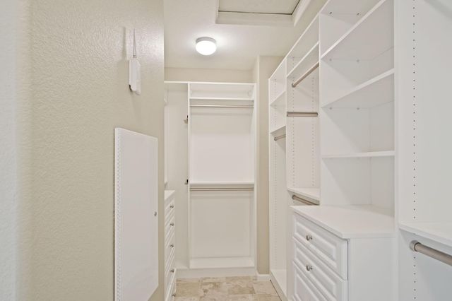 4502 Manzanita, Turlock, CA 95382