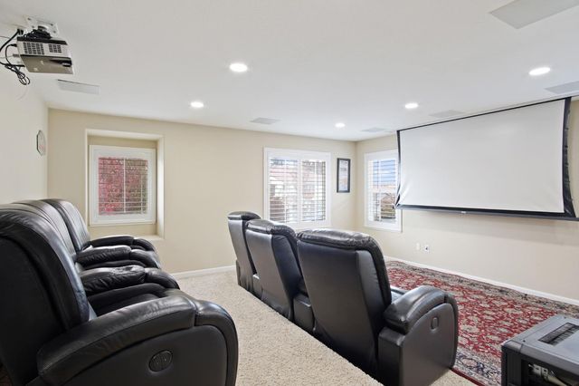 4502 Manzanita, Turlock, CA 95382