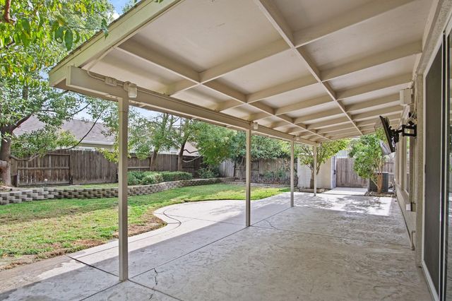 4502 Manzanita, Turlock, CA 95382