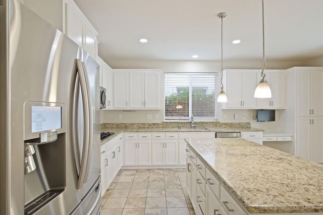 4502 Manzanita, Turlock, CA 95382