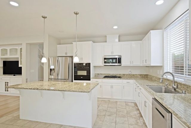 4502 Manzanita, Turlock, CA 95382