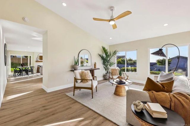 7221 Wisteria Way, Carlsbad, CA 92011